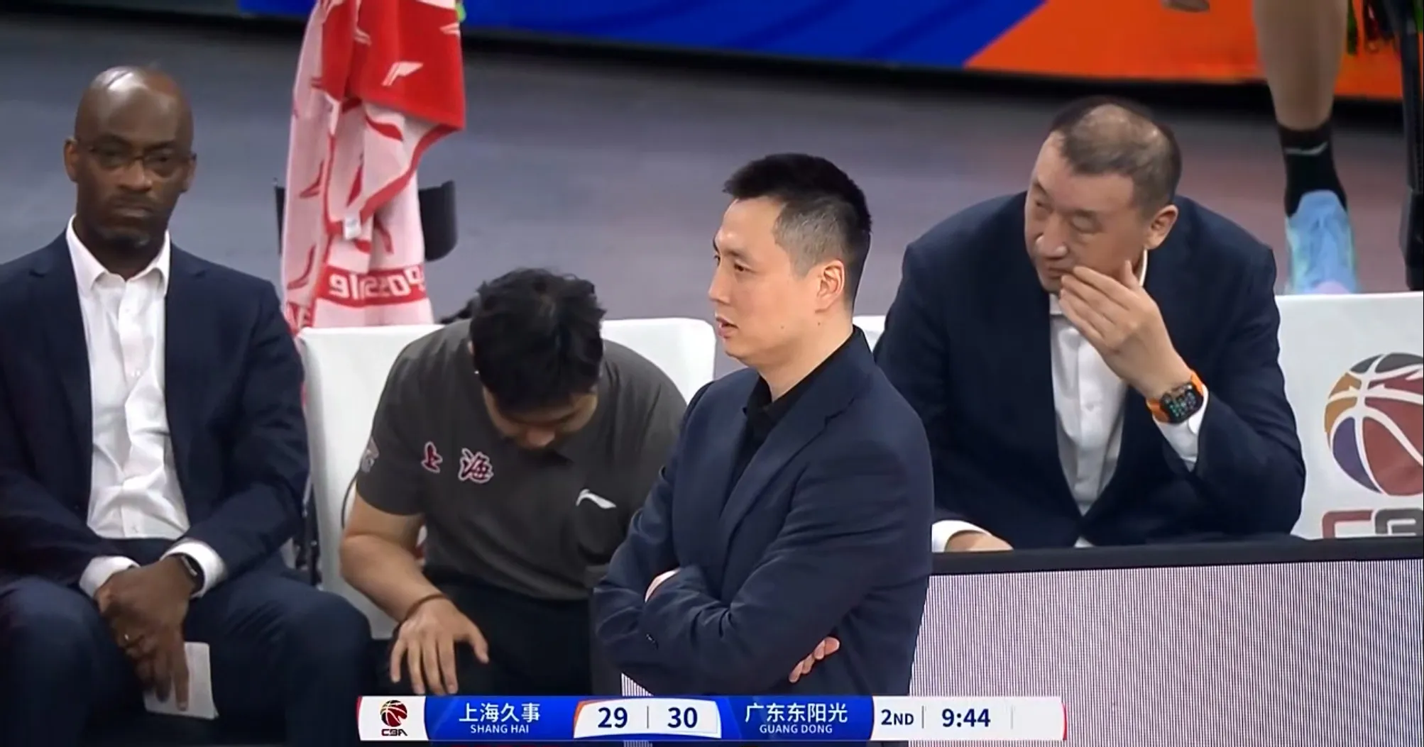 包含篮网队季后赛出局，主帅宣布引咎辞职，进入网站生活国内上海注册.的词条