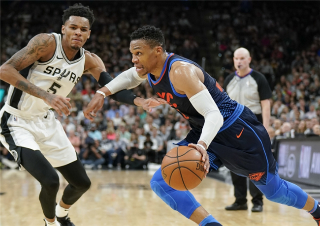 阿斯顿维拉发布备战花絮;训练课后手感冰凉;美洲杯任务艰巨;轮换策略被讨论的简单介绍 阿斯顿维拉发布备战花絮;训练课后手感冰凉;美洲杯任务艰巨;轮换策略被讨论的简单介绍