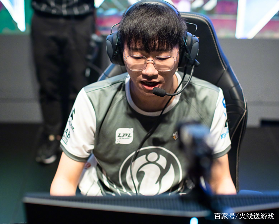 Ning回归赛场,回归赛场首场状态亮眼,法国队观众沸腾! Ning回归赛场,回归赛场首场状态亮眼,法国队观众沸腾!