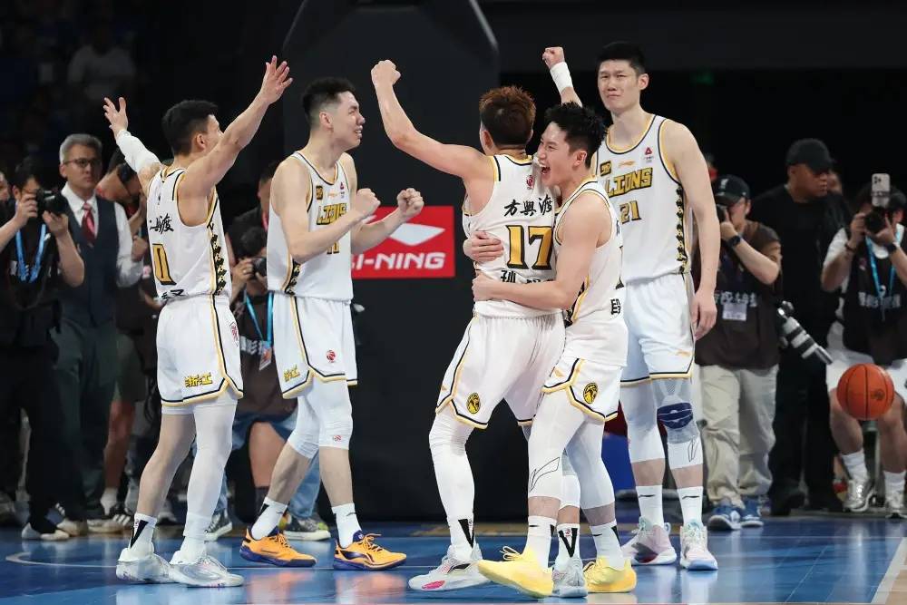 关于加时末段广厦男篮调整名单以备CBA季后赛，外线爆发环节打磨，震撼外界，阵容厚度经受考验的信息九游官网入口