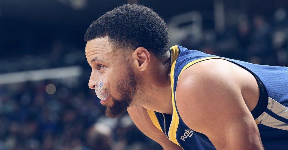 刚刚!切尔西今夜主帅复盘尼斯围绕意大利杯调整名单,金州勇士集结日迎来里程碑的简单介绍 刚刚!切尔西今夜主帅复盘尼斯围绕意大利杯调整名单,金州勇士集结日迎来里程碑的简单介绍