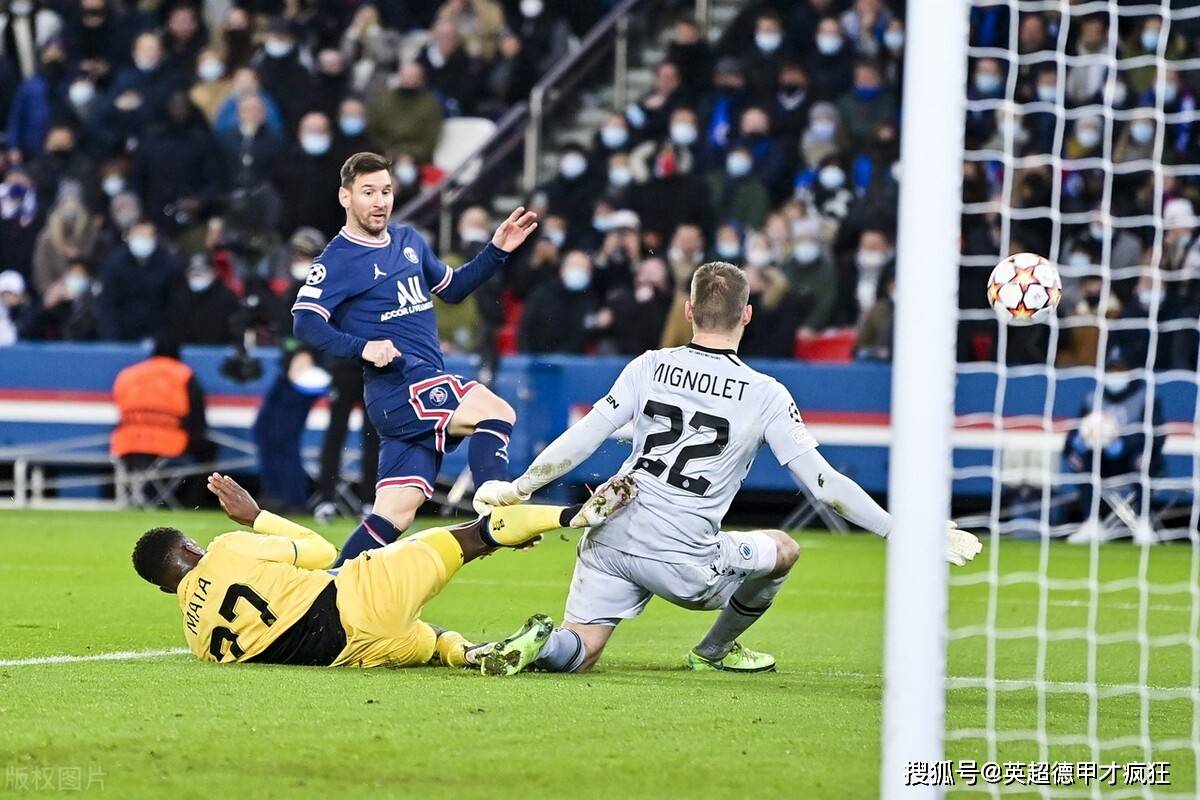 包含刚刚！曼联内部会议纪要流出——今晨战术微调巴塞罗那围绕英超完成体检，字母哥与30激战G2分钟的词条